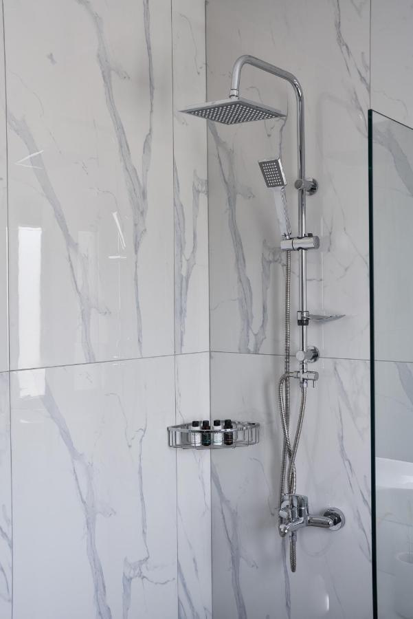 The Thermia Suites Китнос Экстерьер фото