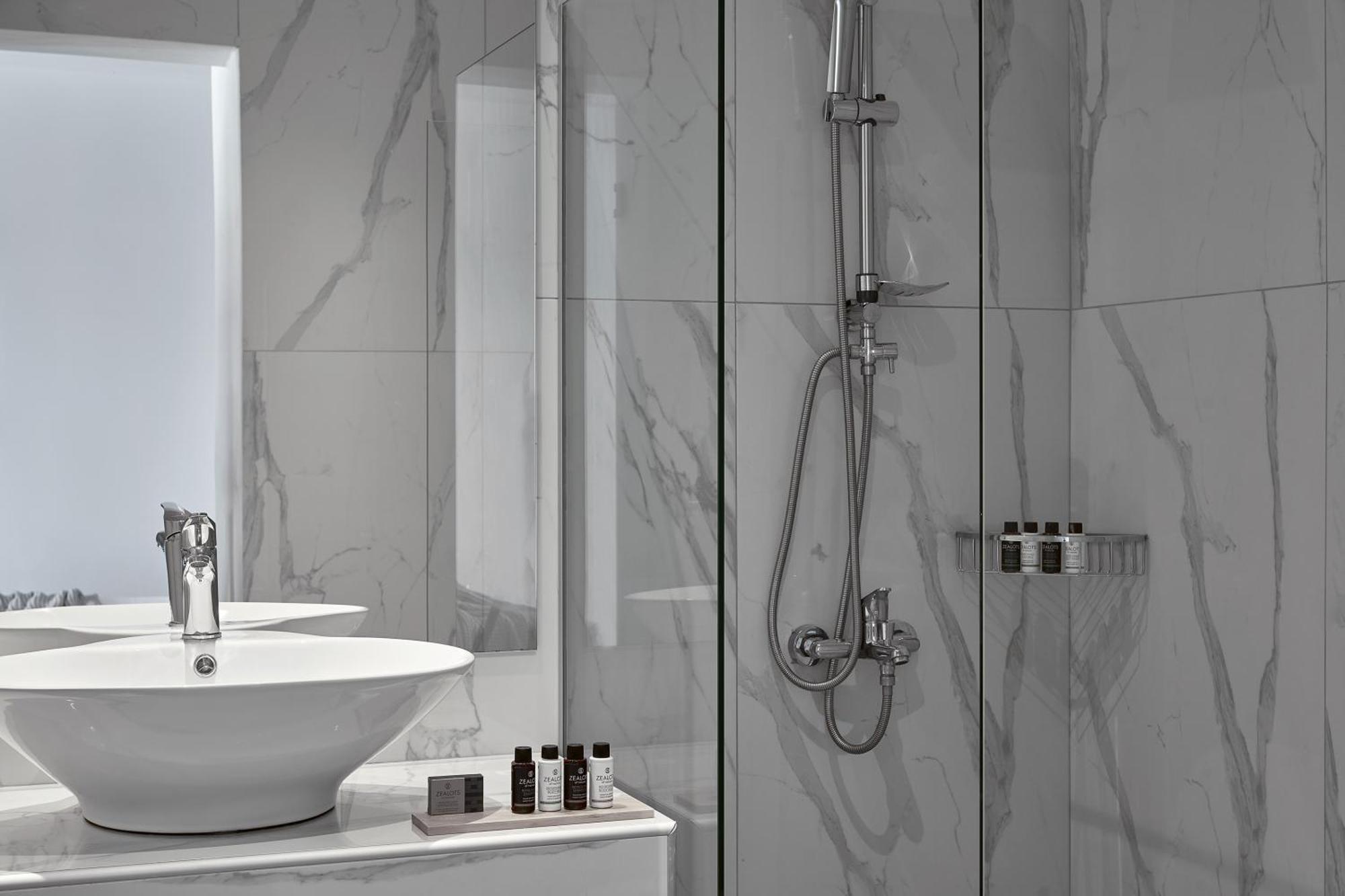 The Thermia Suites Китнос Экстерьер фото